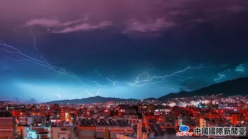 ���붨������������ʱ��������