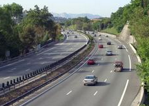 春节什么时候不收过路费?春节哪些车辆不收过路费?