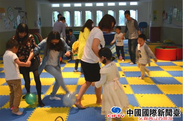 放鞭炮.jpg
