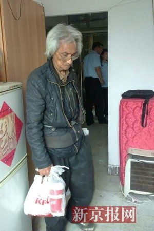 ����ǿִ�£��������ڽ��뵽�Լ��ķ�����¾������� ���� ��